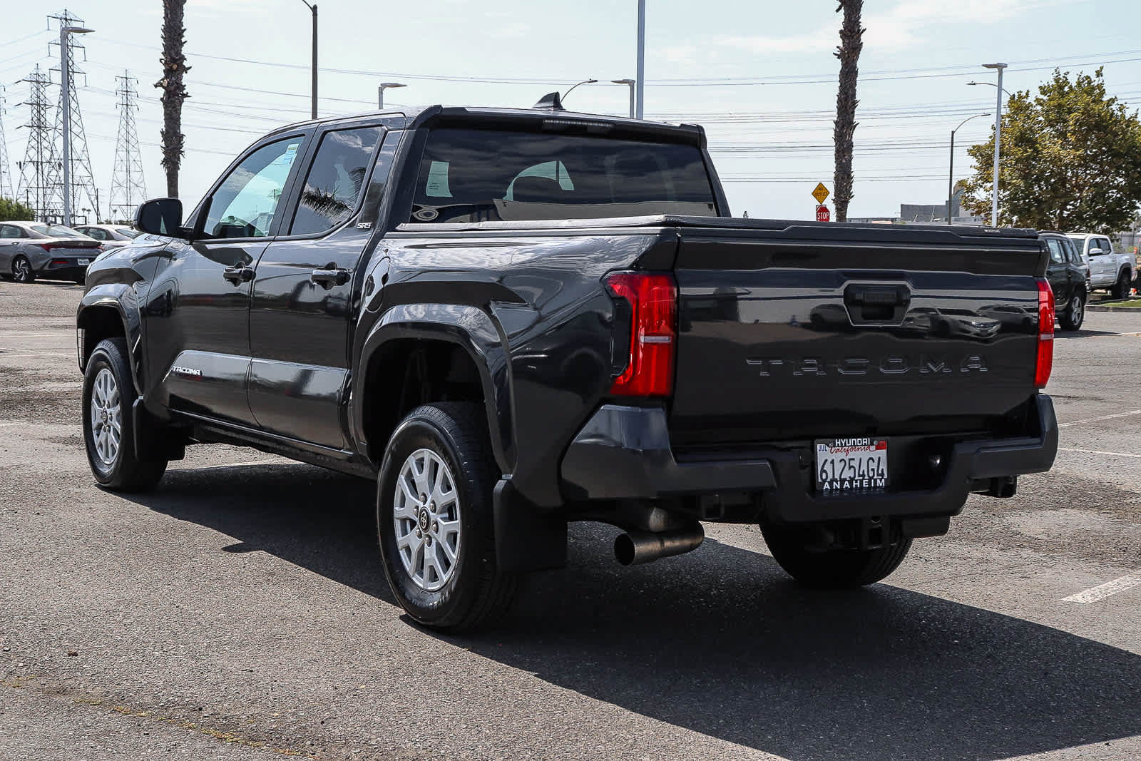 Used 2025 Toyota Tacoma SR5 RWD image 11