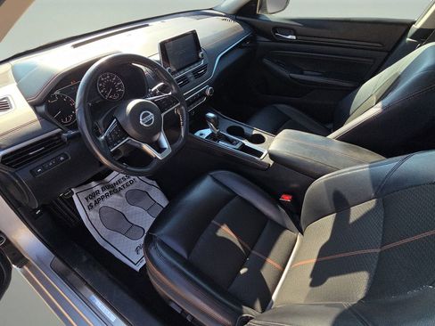 Used 2020 Nissan Altima 2.5 SR image 24