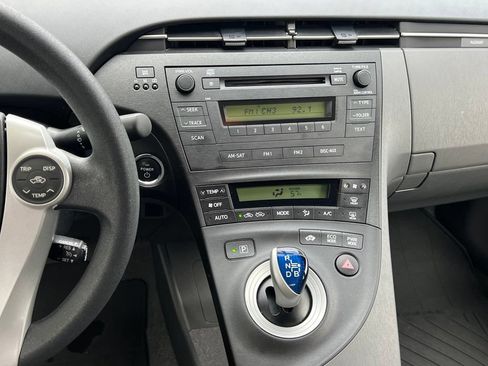 Used 2011 Toyota Prius Two FWD image 21