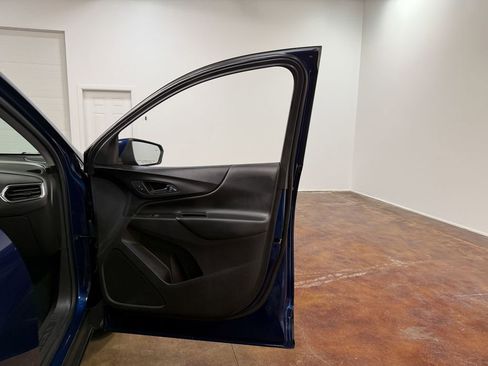 Used 2023 Chevrolet Equinox LT image 61