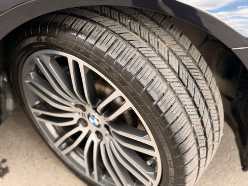 Used 2019 BMW 540i w/ M Sport Package image 9