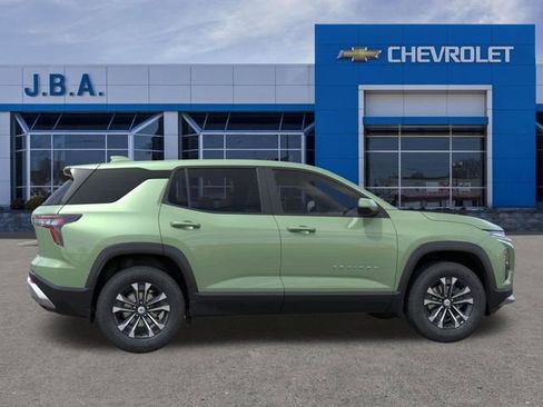 New 2026 Chevrolet Equinox LT w/ Convenience Package II image 7