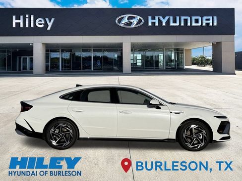 New 2026 Hyundai Sonata SEL image 3