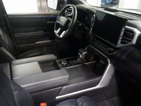 Used 2024 Toyota Sequoia Platinum image 30