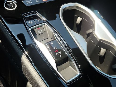 New 2026 Audi A6 Premium Plus AWD/4WD image 21