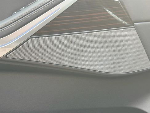 New 2026 BMW X5 xDrive50e w/ Executive Package image 24