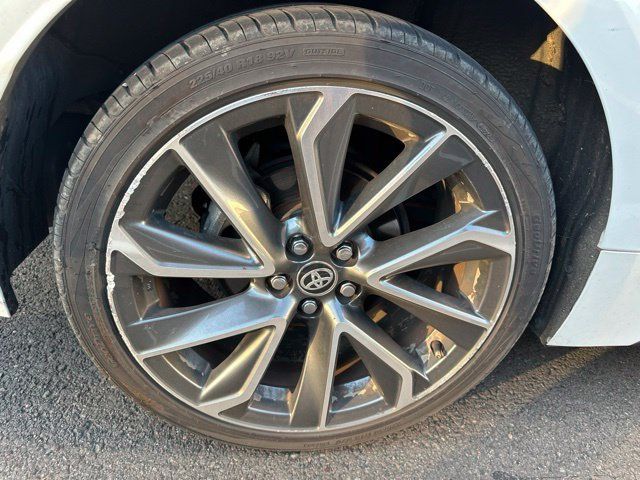 Used 2021 Toyota Corolla XSE FWD image 11