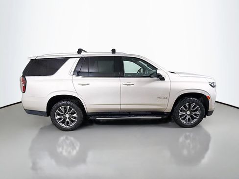 Used 2023 Chevrolet Tahoe LT w/ Luxury Package AWD/4WD image 5