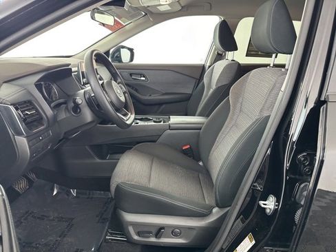 Certified 2021 Nissan Rogue SV image 21