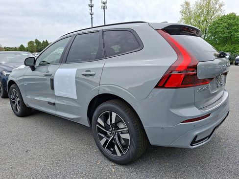 New 2026 Volvo XC60 B5 Plus w/ Climate Package AWD/4WD image 3