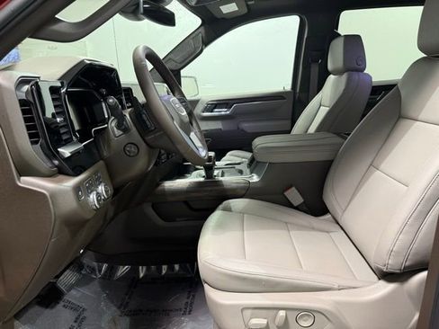 New 2026 GMC Sierra 1500 SLT w/ SLT Premium Package image 12
