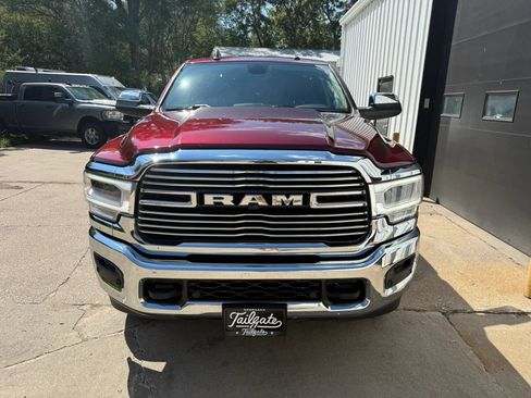 Used 2022 RAM 2500 Laramie AWD/4WD image 3