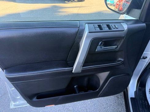 Used 2016 Toyota 4Runner SR5 RWD image 16