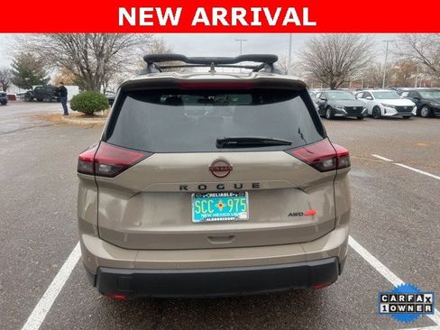 Used 2025 Nissan Rogue SV image 10