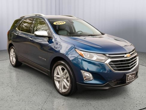 Used 2019 Chevrolet Equinox Premier FWD image 1