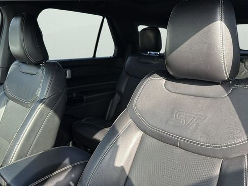 Certified 2022 Ford Explorer ST w/ Equipment Group 401A image 9
