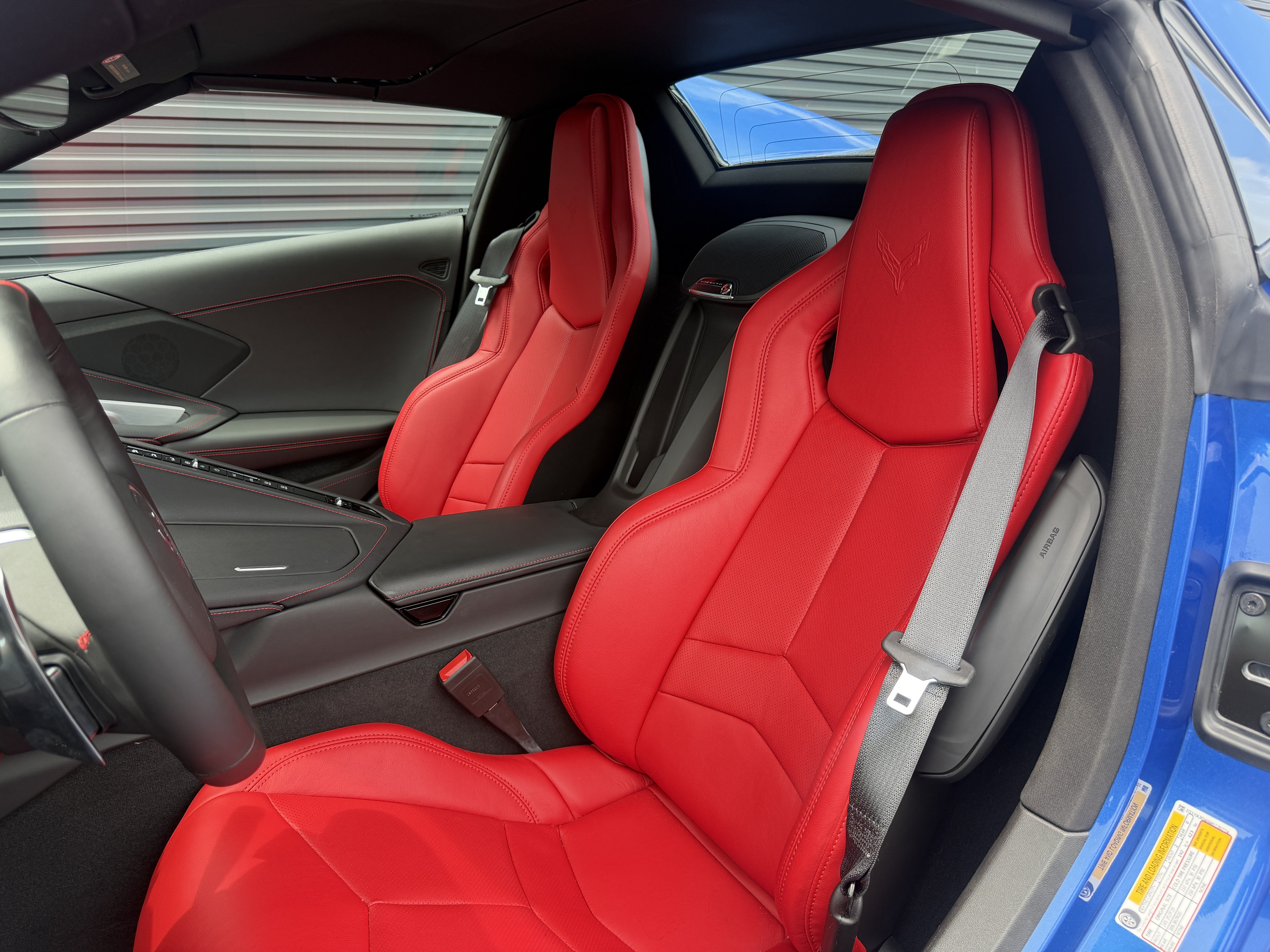 Used 2021 Chevrolet Corvette Stingray Convertible w/ Z51 Performance Package RWD image 5