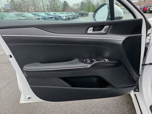 New 2026 Kia K5 LXS image 21