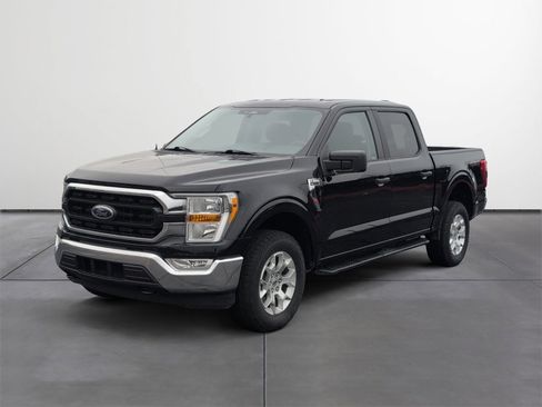 Used 2021 Ford F150 XLT w/ Max Trailer Tow Package image 2