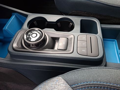 New 2025 Ford Maverick XLT w/ XLT Luxury Package image 15