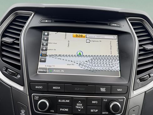 Used 2018 Hyundai Santa Fe Sport image 17