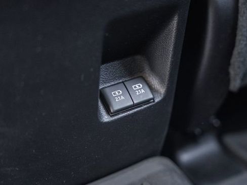 Used 2022 Toyota 4Runner Limited AWD/4WD image 35
