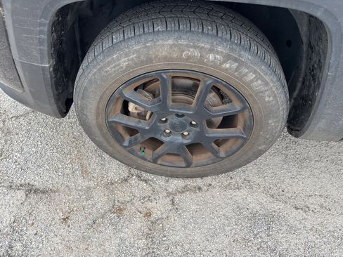 Used 2020 Jeep Renegade Altitude image 11