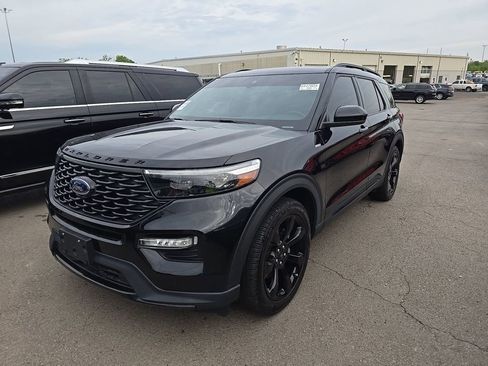 Used 2024 Ford Explorer ST-Line w/ Class IV Trailer Tow Package RWD image 1