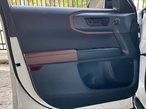 Used 2023 Ford Bronco Sport Outer Banks w/ Tech Package image 21