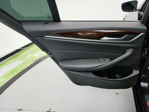 Used 2017 BMW 530i image 22