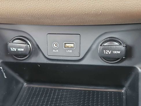 Used 2019 Hyundai Tucson SE image 30