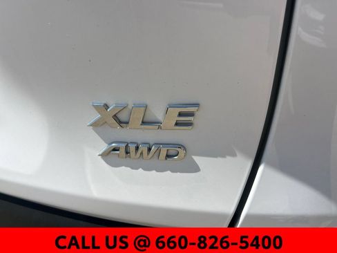 Used 2025 Toyota RAV4 XLE AWD/4WD image 6