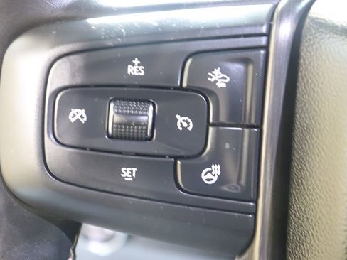 Used 2025 GMC Sierra 2500 AT4 image 56