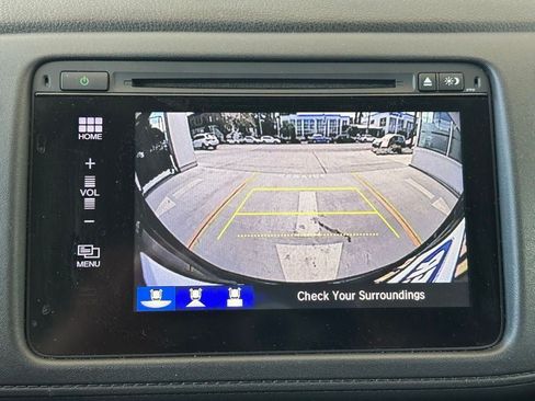 Used 2018 Honda HR-V EX image 11