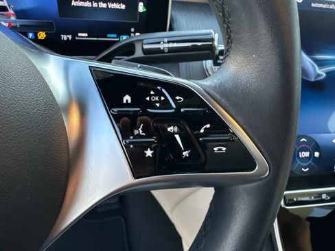 Used 2024 Mercedes-Benz GLC 300 4MATIC image 29