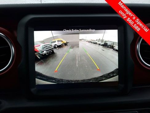 Used 2022 Jeep Wrangler Unlimited Rubicon w/ Trailer Tow Package AWD/4WD image 24