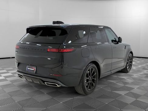 Used 2025 Land Rover Range Rover Sport SE AWD/4WD image 5