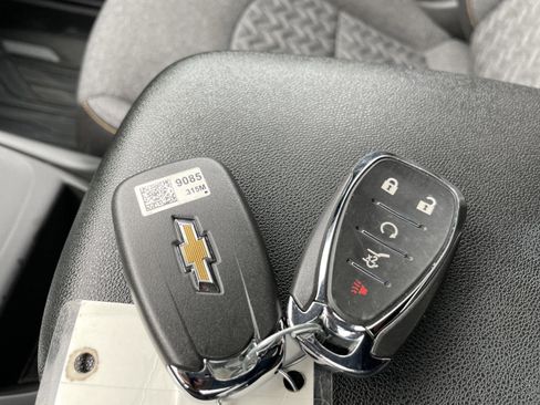 Used 2024 Chevrolet Equinox LT w/ LPO, Floor Liner Package image 33