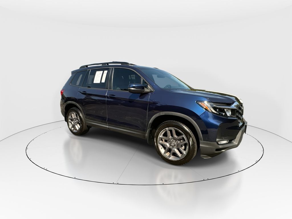 Used 2023 Honda Passport EX-L image 2