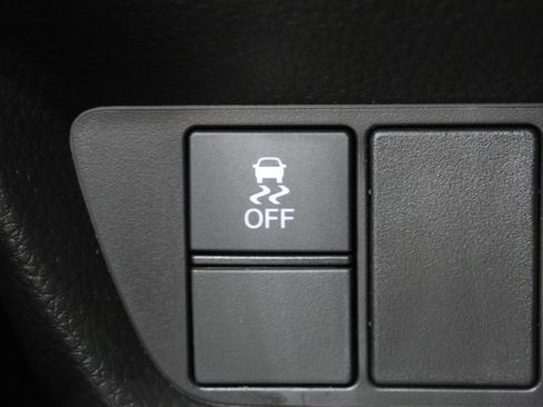 Used 2025 Honda HR-V Sport image 11
