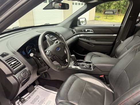 Used 2019 Ford Explorer Sport w/ Equipment Group 401A AWD/4WD image 7