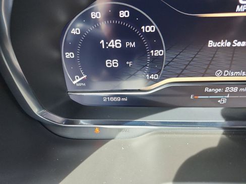 Certified 2024 GMC Yukon XL SLT w/ SLT Premium Package image 24