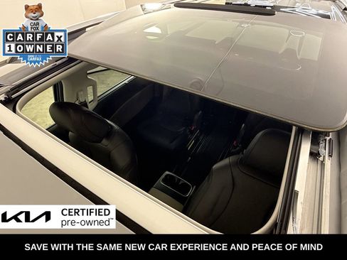 Used 2025 Kia Carnival SX image 24