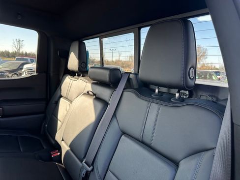 Used 2019 Chevrolet Silverado 1500 High Country AWD/4WD image 23
