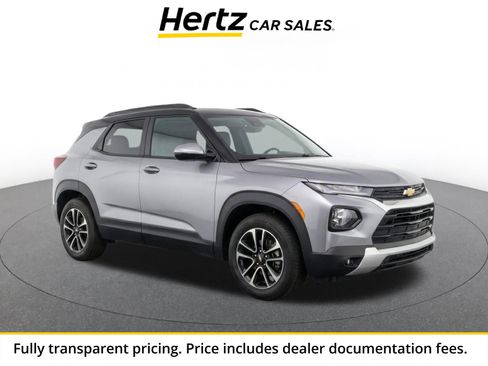 Used 2025 Chevrolet TrailBlazer LT FWD image 1