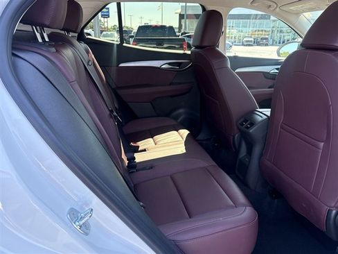 Certified 2025 Buick Envision Sport Touring AWD/4WD image 27