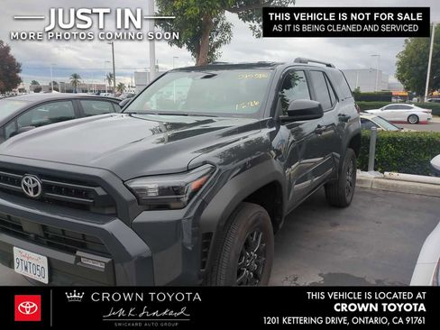 Used 2025 Toyota 4Runner SR5 image 1