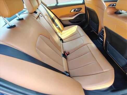 Used 2023 BMW 330i xDrive Sedan w/ Premium Package AWD/4WD image 21