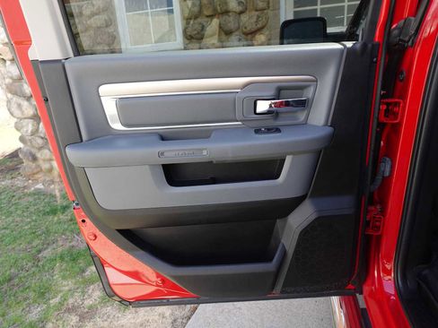 Used 2018 RAM 1500 Big Horn image 23