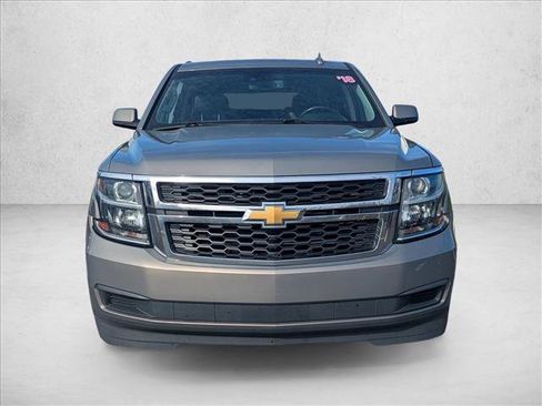Used 2018 Chevrolet Tahoe LT image 2